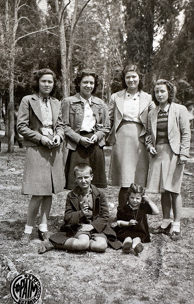 Boy John Zizioulas with family