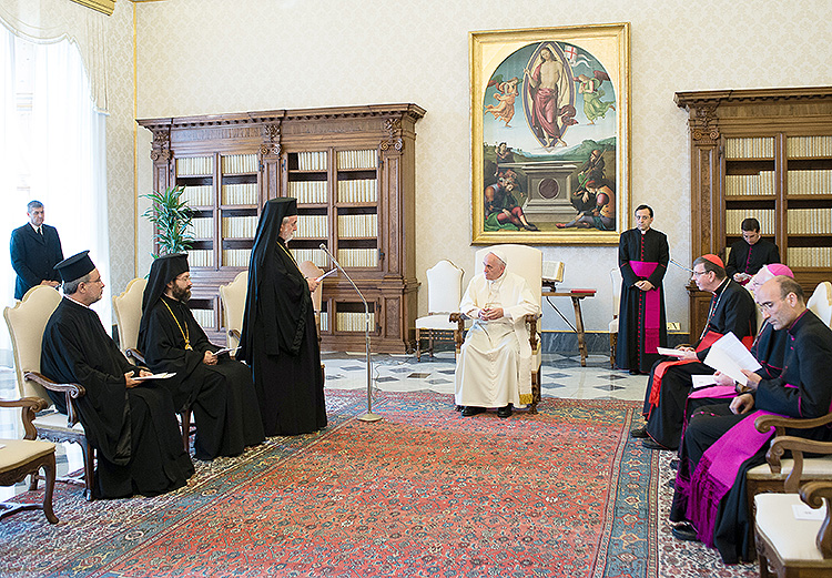 Metropolitan John Zizioulas: «I cristiani vivano da risorti»